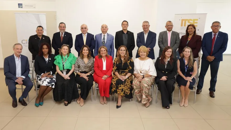 Miembros del Ciiecyt