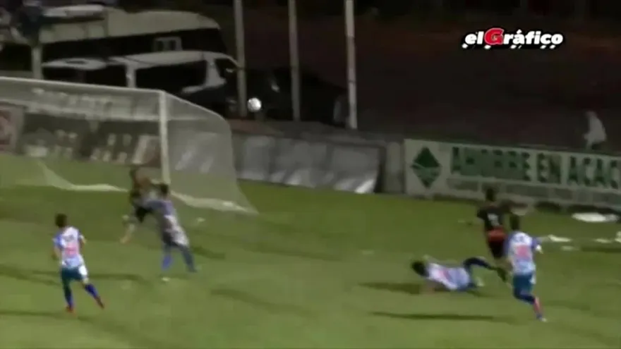 Hermanos Dely Valdés no seguirán con el Águila