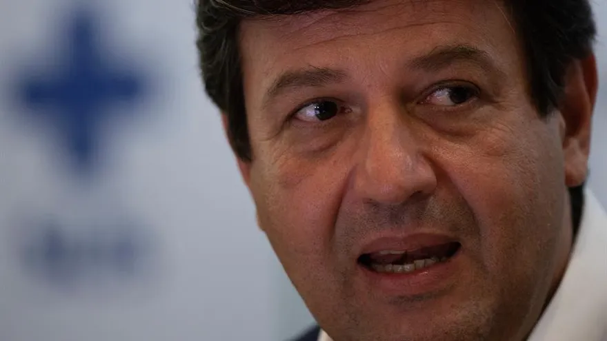 En la imagen, el ministro de Salud de Brasil, Luiz Henrique Mandetta