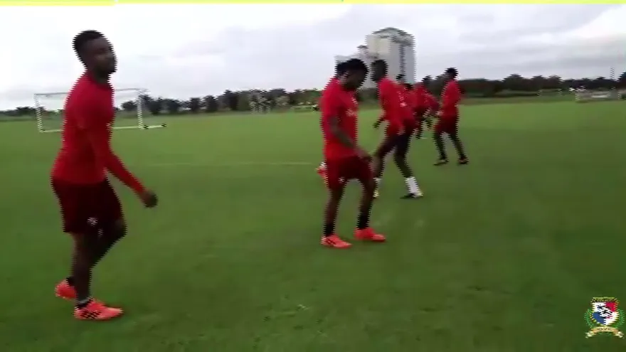 Vistas del entrenamiento del domingo de la Sele en Florida