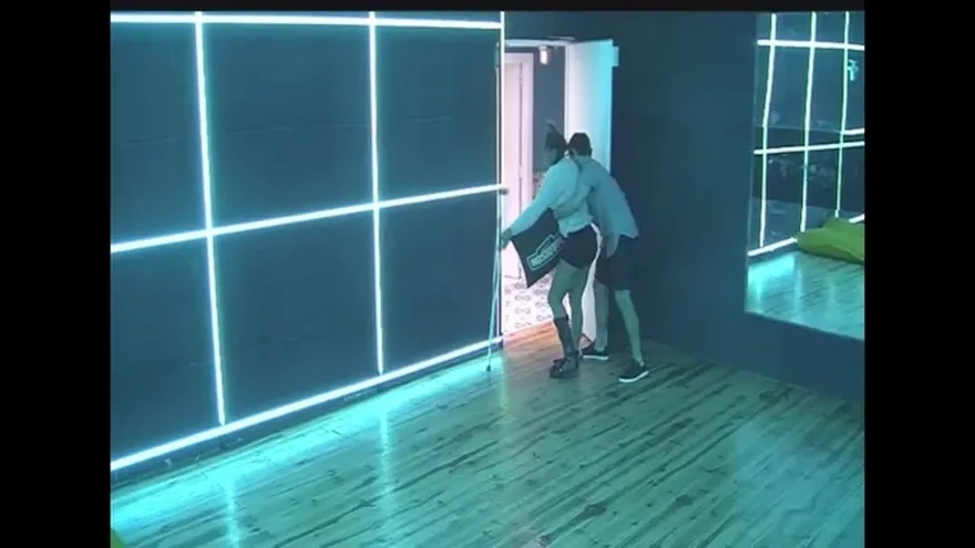 Quedó en brazos de Alejandro