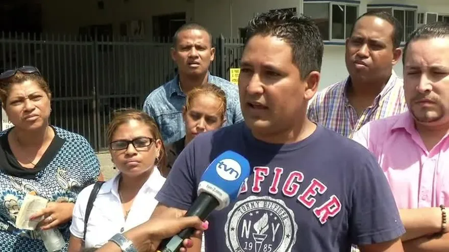 Familiares califican de injusta detención de exfuncionarios de Aduanas