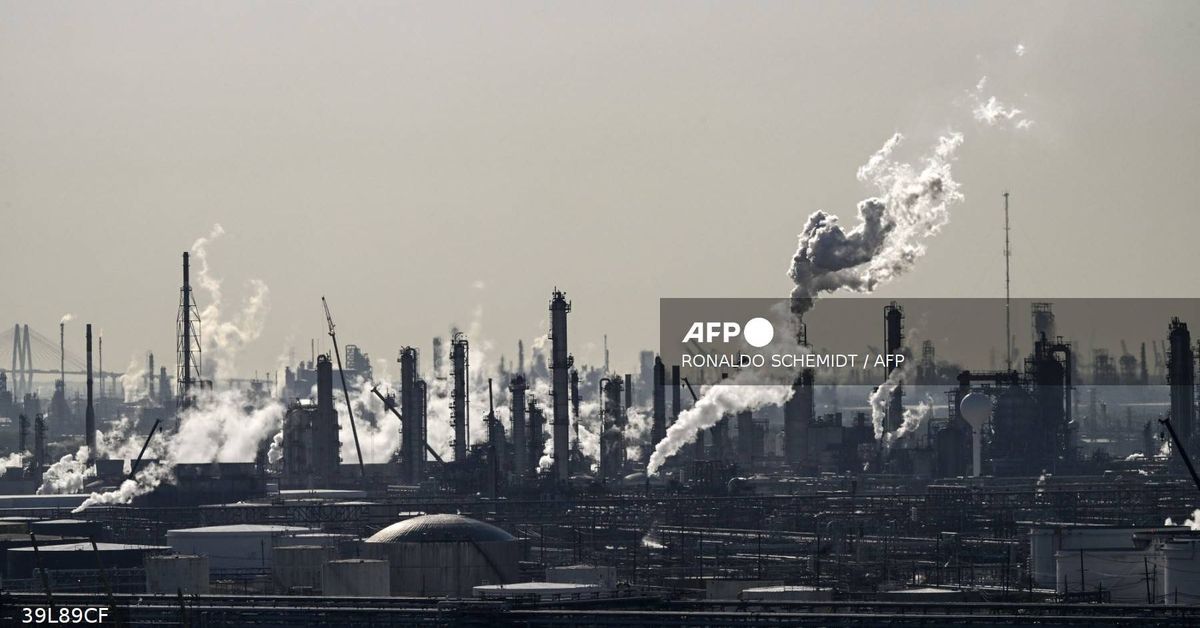 Petróleo sube sin que la tregua indefinida entre EEUU e Irán tranquilice a los mercados