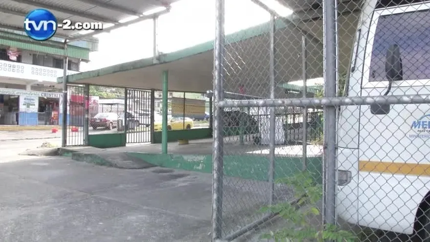 Estudiantes de escuelas oficiales no recibirán mochilas ni bonos este 2015