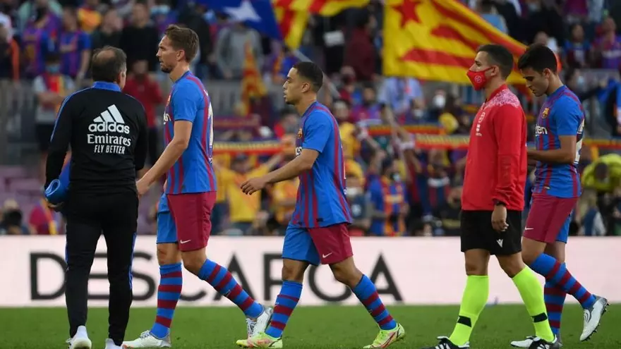 Barcelona tratará de sofocar las críticas cuando juegue ante el Rayo Vallecano