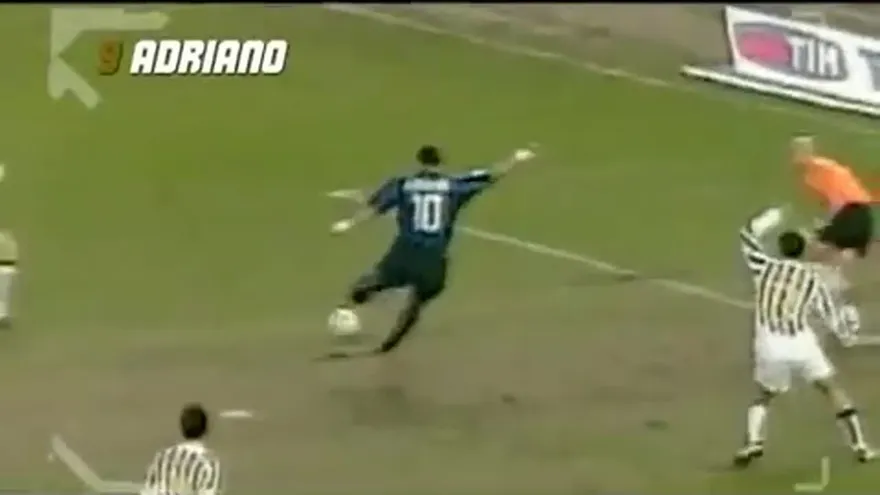 Top 10 | Adriano 'Il Imperatore' con el Inter de Milán
