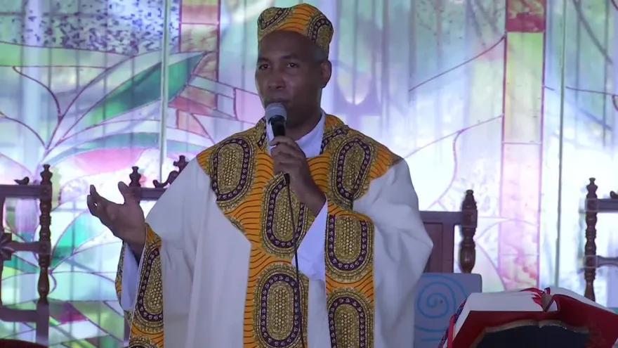 Celebran misa en honor a la etnia negra