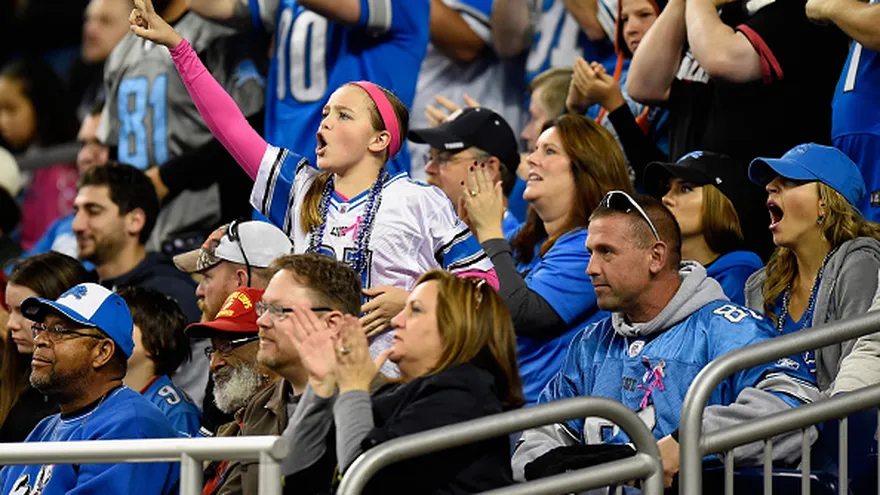 Lions excluyen a aficionado por uso de láser