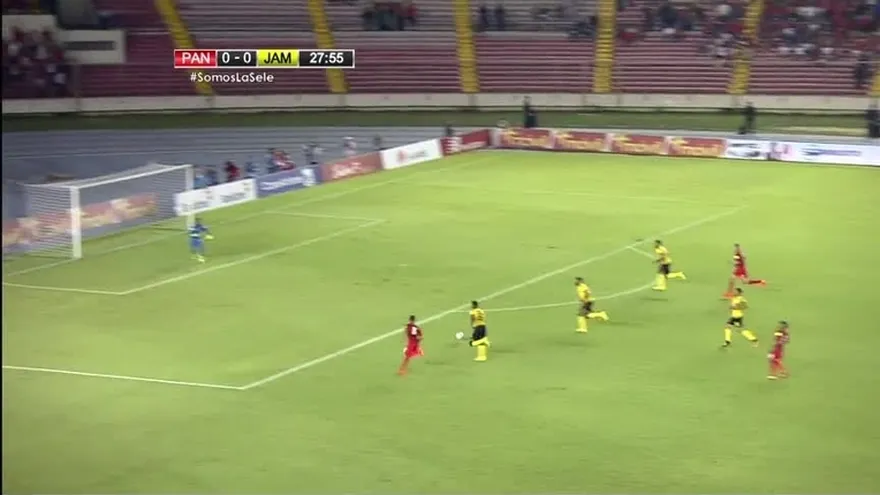 Gol de Gaby Torres ante Jamaica