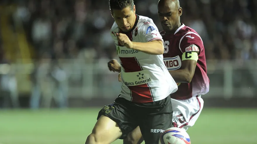 Adolfo Machado, con buena actuación en empate del Saprissa y Cartaginés sin goles
