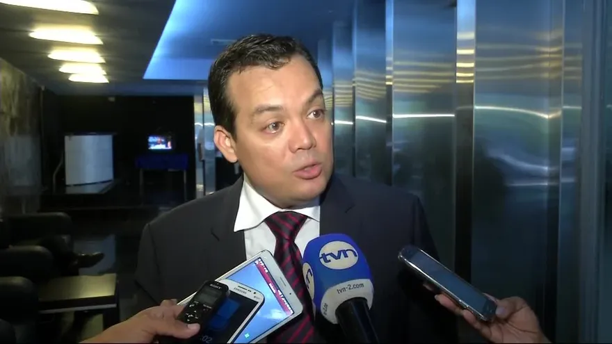 Comisión de Gobierno retoma debate del proyecto de ley 245