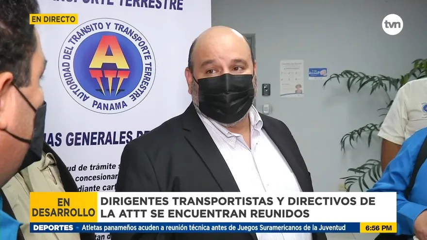 Transportistas y Autoridad del Tránsito se reúnen