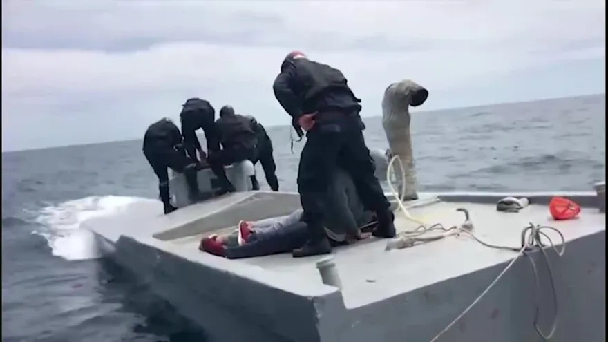 Narcosubmarino capturado en Perú llevaba más de 1 tonelada de cocaína a México