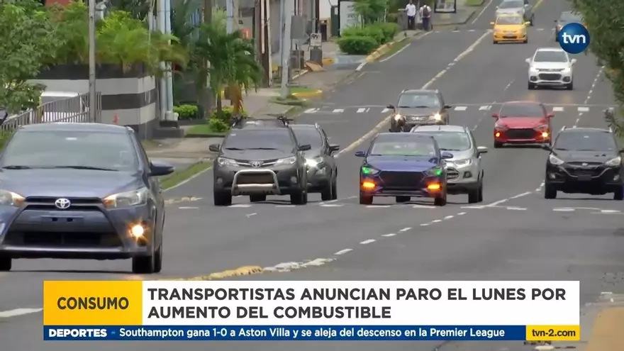 Gasolina pasa el umbral de un dólar por litro