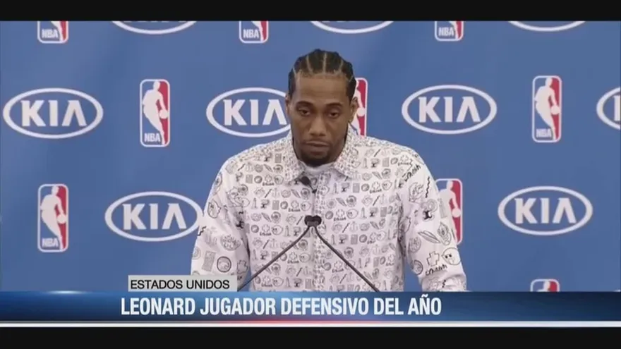Leonard es el jugador defensivo del año