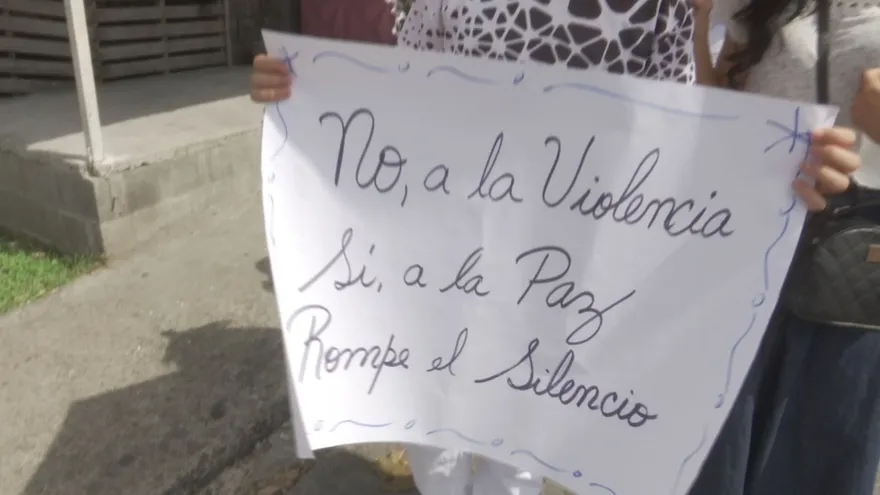 San Miguelito Residents March for Peace Amidst Rising Violence; Curfew Under Consideration