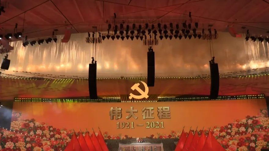 El covid-19, estrella de un espectáculo a la gloria del Partido Comunista chino