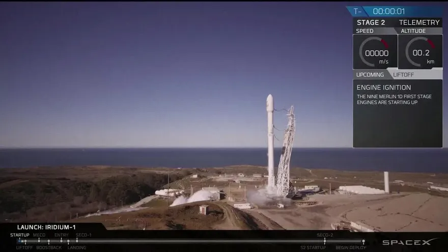 SpaceX lanza con éxito su cohete Falcon 9.