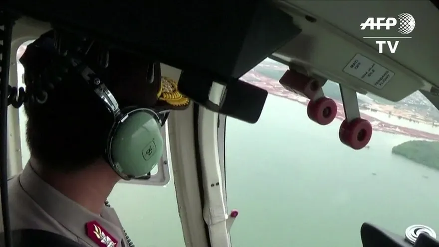 A la búsqueda de 44 desaparecidos por naufragio en Indonesia