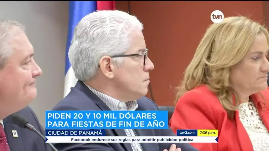 Critican a Alcaldes por solicitud de dinero para fiestas