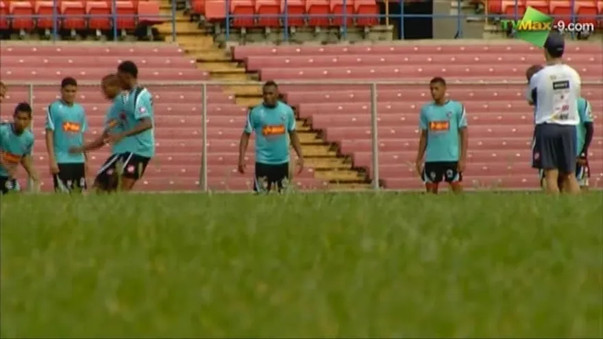 Conferencia Luis Mejia