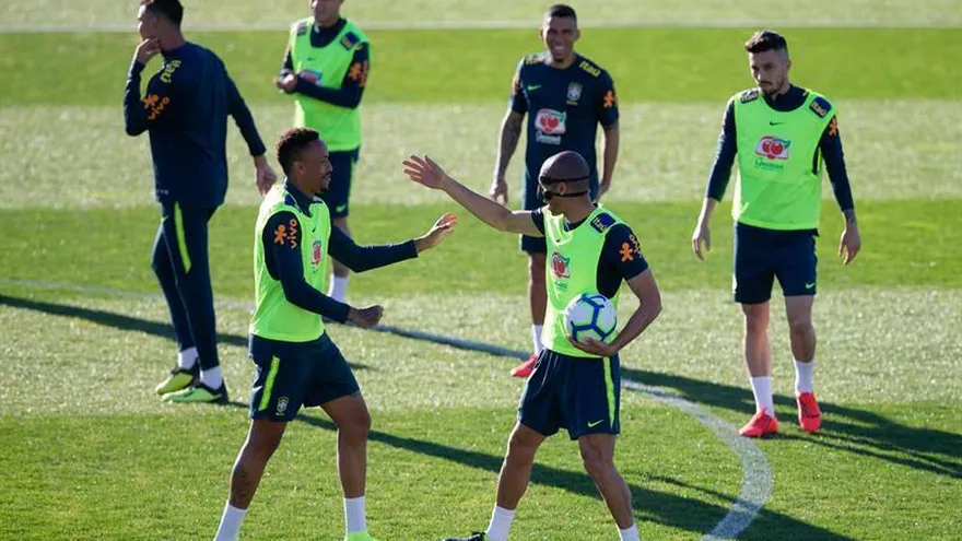 Miranda no ve presión sobre Brasil.