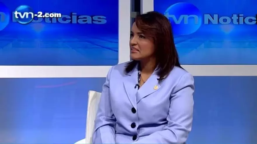 Directora del Ifarhu denuncia irregularidades
