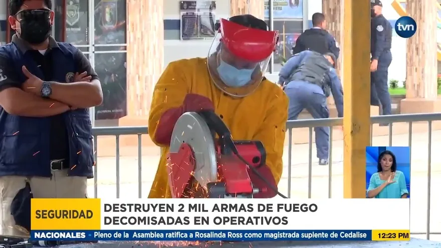 Destruyen miles de armas de fuego decomisadas