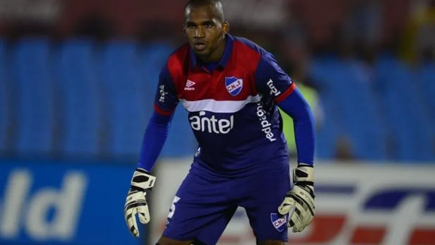Manotas Mejía se mantiene en el Nacional.