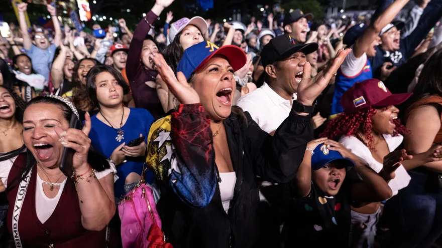 Afición de Venezuela celebra campeonato