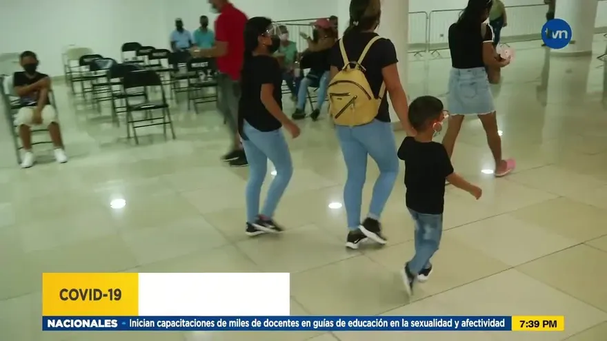 Padres se muestran cautelosos con vacunar a sus hijos más pequeños