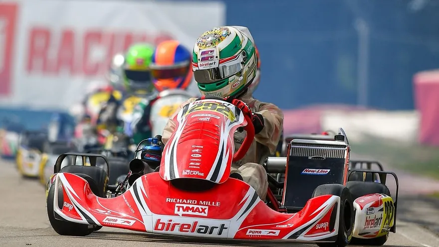 Gianmateo Rousseau piloto panameño de karting