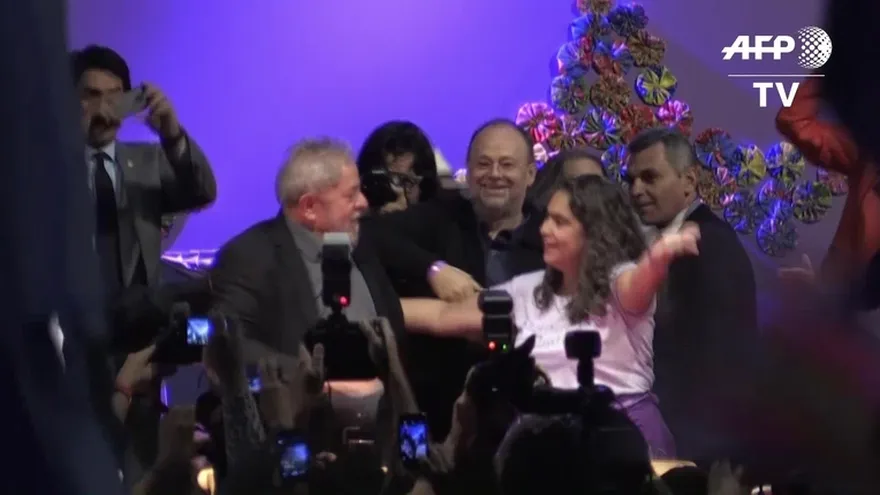 Lula respalda a Rousseff