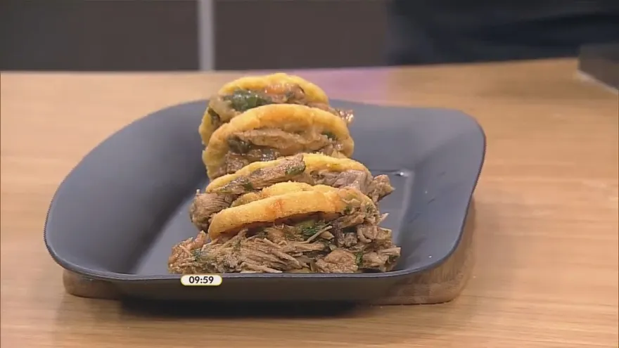 Alexis nos enseña a preparar una deliciosa ropa vieja con arepitas