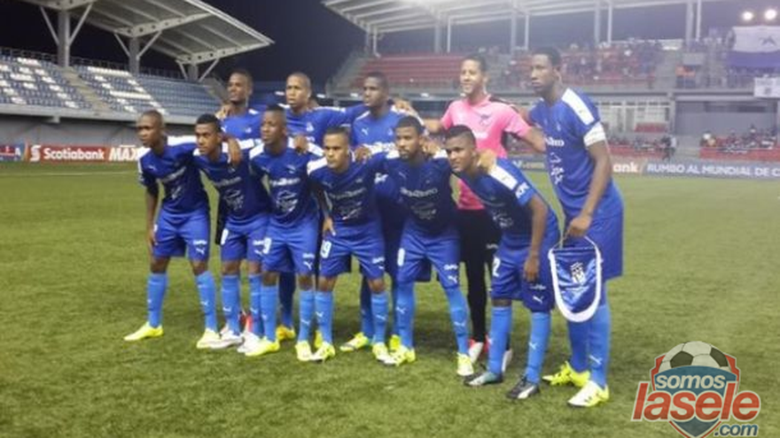 El Expreso Azul debuta con triunfo en la Liga de Campeones