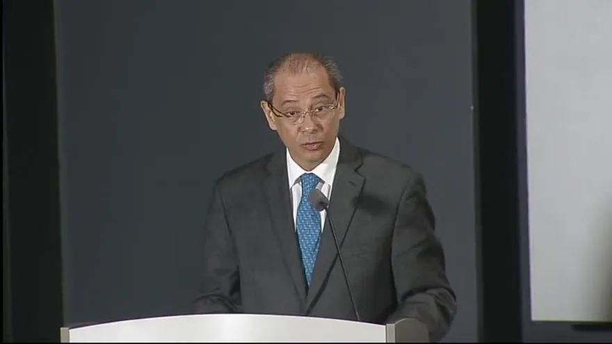 Firma de convenio para la lucha contra el VIH