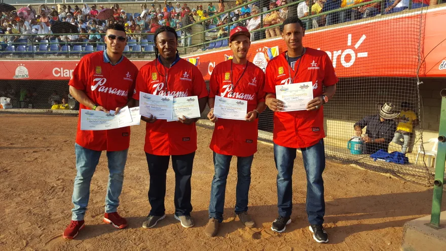 Los galardonados de Panamá Metro en la Serie Latinoamericana de Béisbol