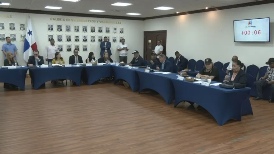 Discusión del salario mínimo estancada