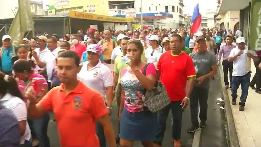 Resultados de la reunión entre docentes y autoridades en la Presidencia de la República