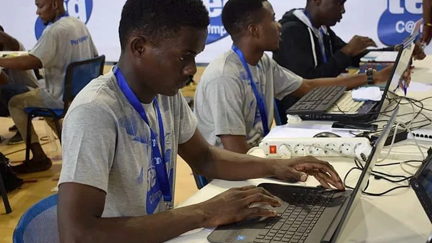 Internet, un reto pendiente para el avance tecnológico de Guinea Ecuatorial