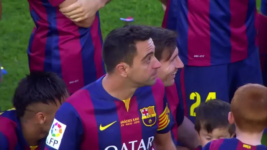 Xavi Hernández se retira  del fútbol profesional