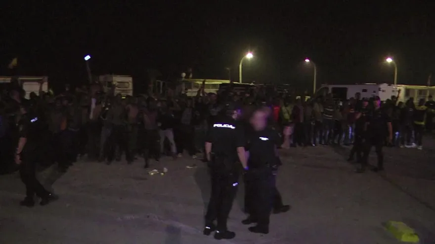 Más de 180 migrantes cruzaron control fronterizo hacia España