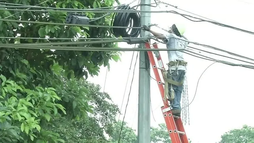 Residentes de Arraiján se quejan por interrupción del servicio de luz