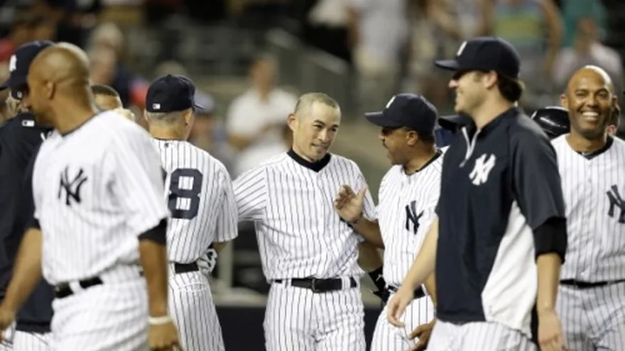 Yanquis dejan en el terreno a Rangers. Rivera gana el juego