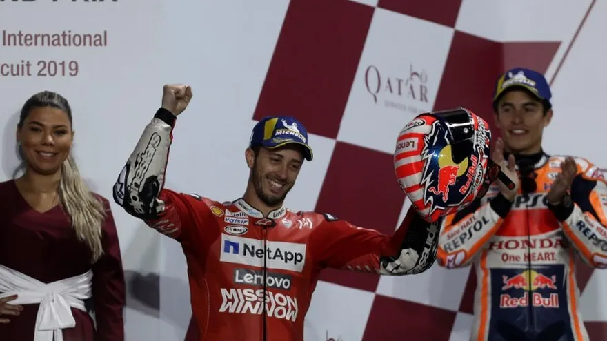 Dovizioso gana la carrera de MotoGP en Catar por delante de Márquez