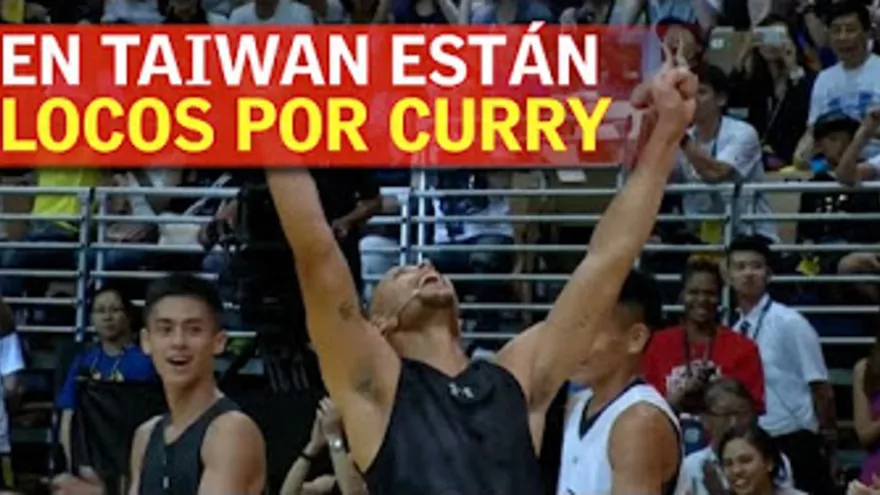 Stephen Curry desata la locura en Taiwan