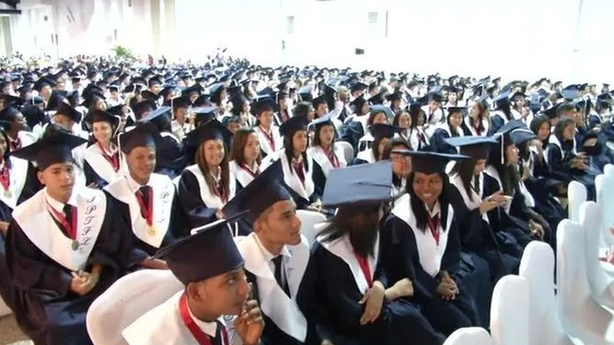 Graduación de estudiantes en Arraiján, en diciembre de 2016.