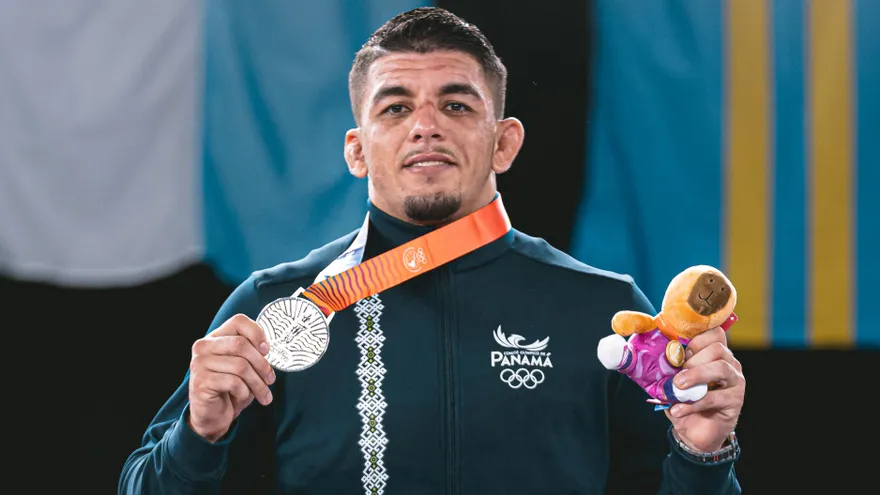 Ángel Cortés le da a Panamá su segunda medalla de plata en los Juegos Suramericanos 2026
