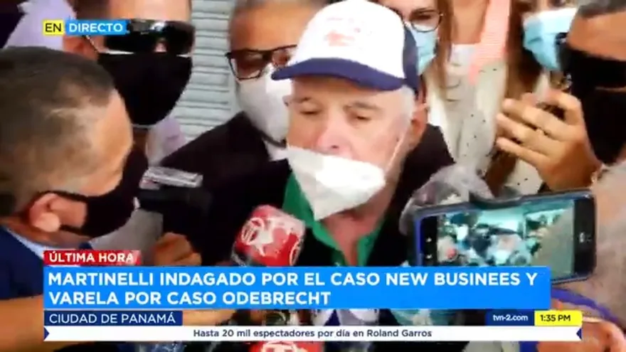 Dictan impedimento de salida del país al expresidente Martinelli