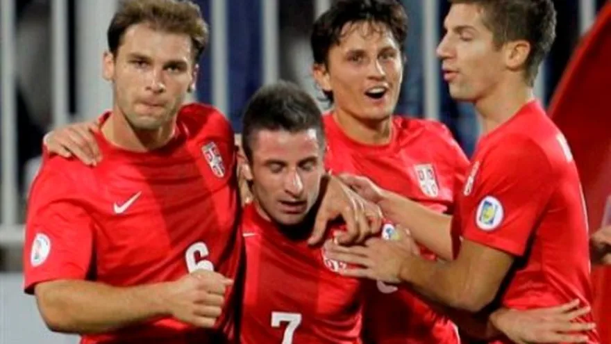 Serbia empata con Armenia en eliminatorias de la Euro